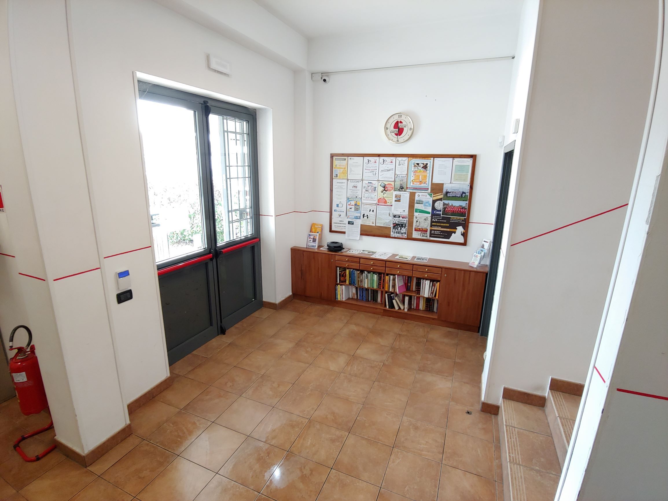 Circolo Fossolo in Viale felsina 50 a Bologna. Entrata principale della sede. Ingresso